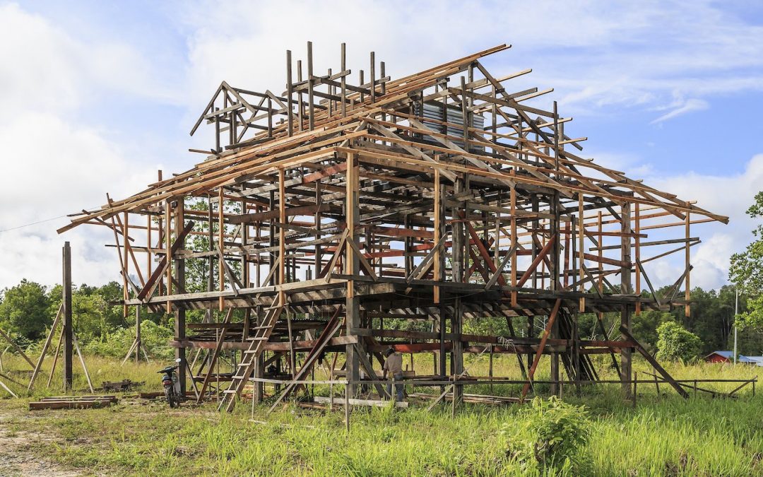 New Piece on Community as a Competitive Advantage For Harvard Business Review